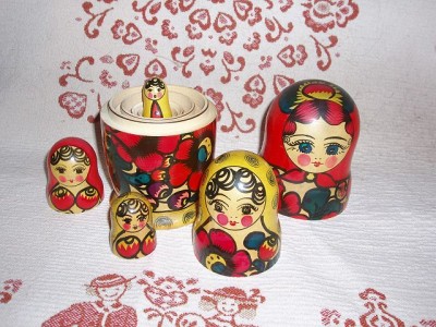 640px-Russian-Matroshka2.jpg