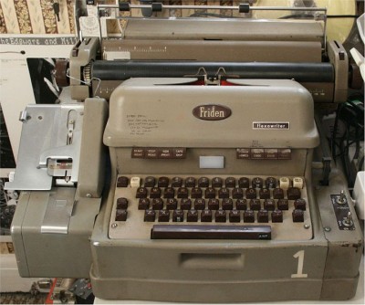 718px-Flexowriter.JPG