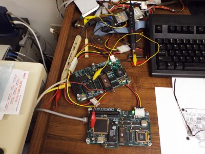 POC V1.1 &amp; POC V2.0 Simultaneously Powered