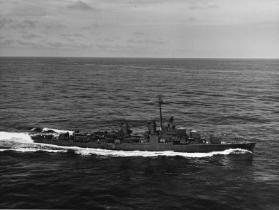 sumner.jpg (8.99 MiB) Viewed 5650 times USS Allen M. Sumner